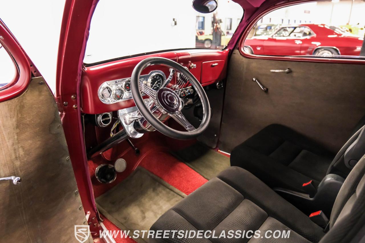 1936 Ford Tudor Slantback Streetrod