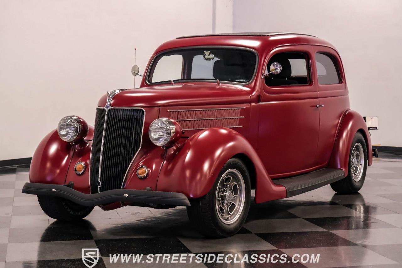 1936 Ford Tudor Slantback Streetrod