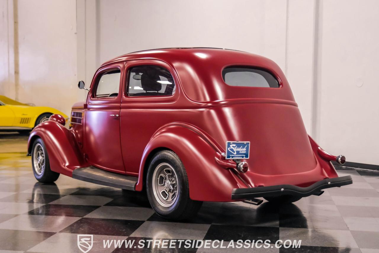 1936 Ford Tudor Slantback Streetrod