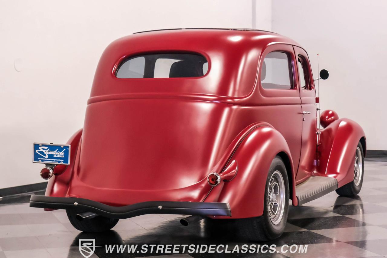 1936 Ford Tudor Slantback Streetrod