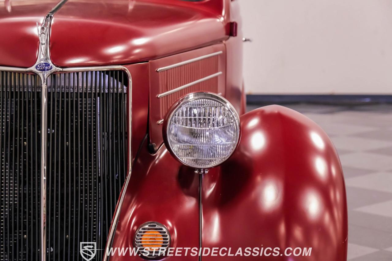 1936 Ford Tudor Slantback Streetrod