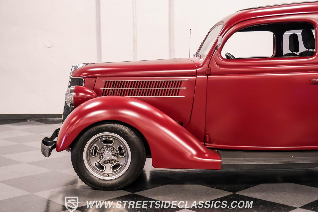 1936 Ford Tudor Slantback Streetrod