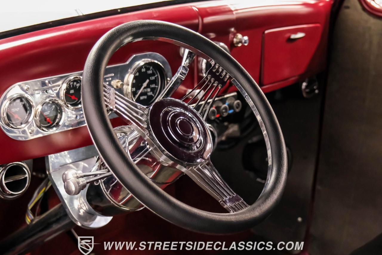 1936 Ford Tudor Slantback Streetrod