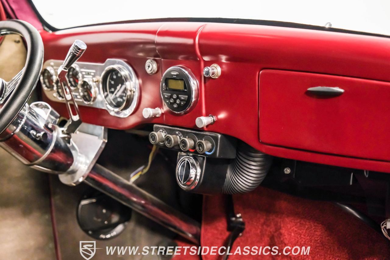 1936 Ford Tudor Slantback Streetrod