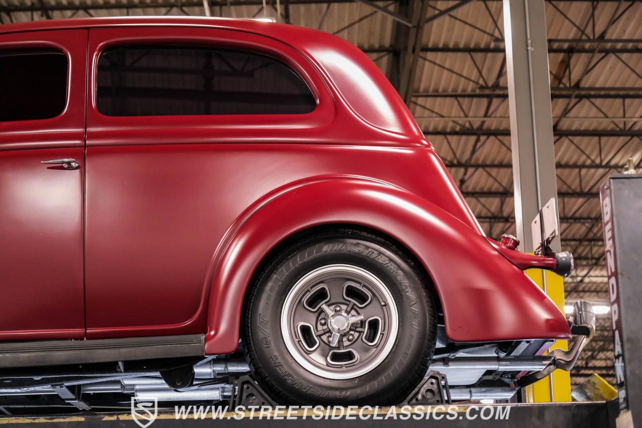 1936 Ford Tudor Slantback Streetrod