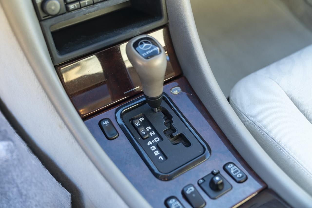 1997 Mercedes - Benz CLK 200 COUPE