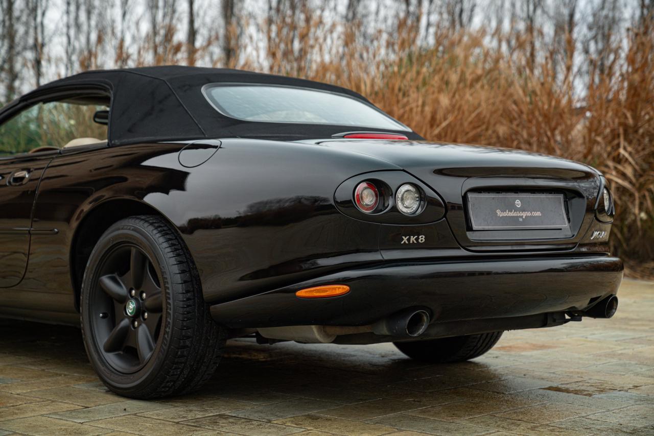 2006 Jaguar XK8 QDV CABRIOLET