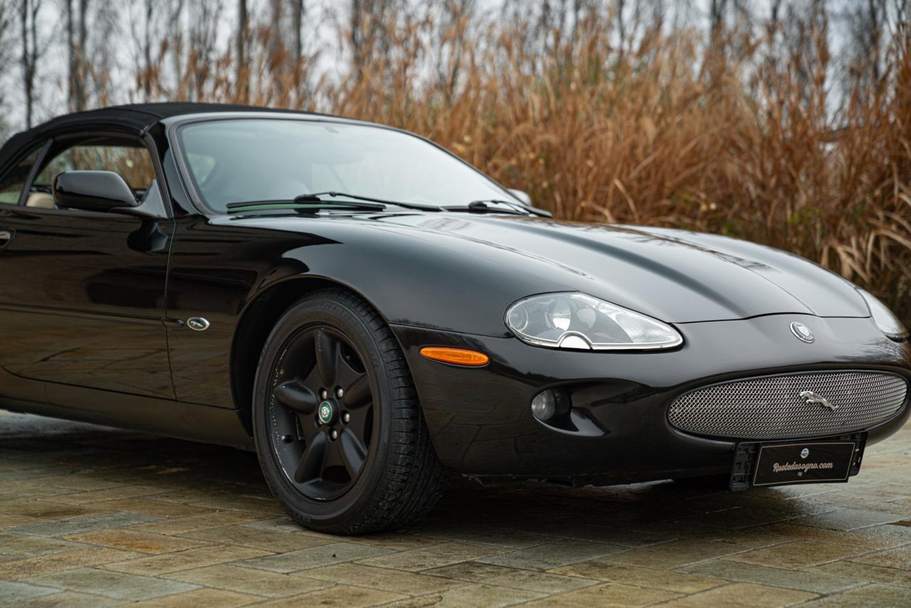 2006 Jaguar XK8 QDV CABRIOLET