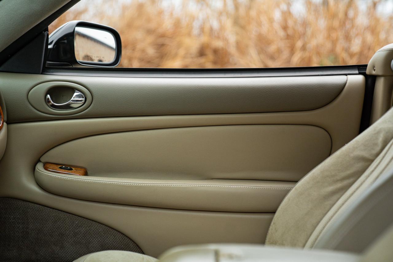 2006 Jaguar XK8 QDV CABRIOLET
