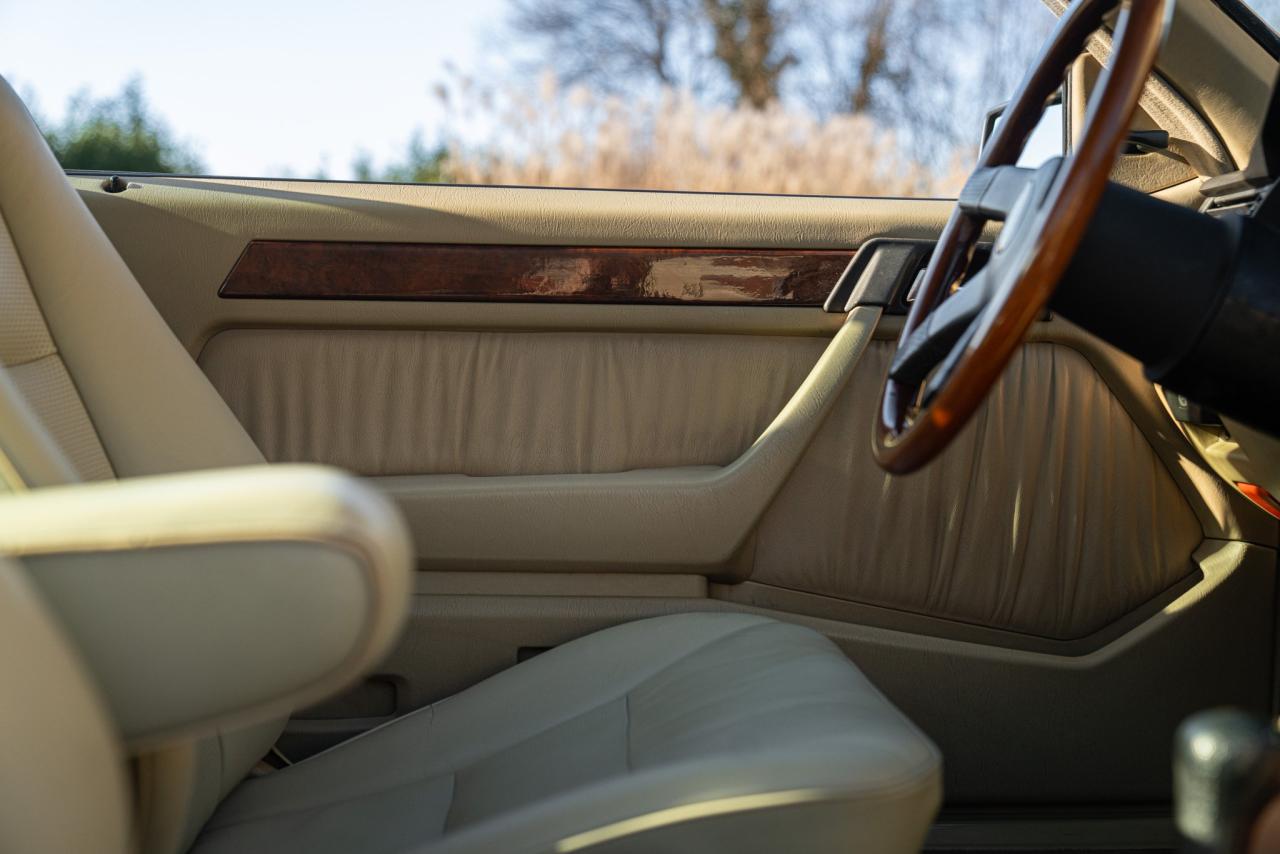 1992 Mercedes - Benz CE 200