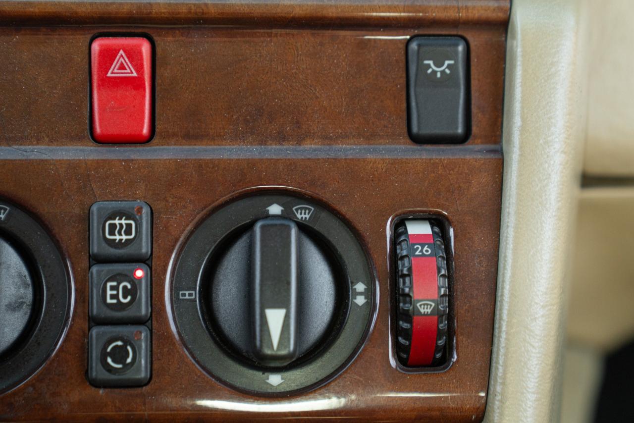 1992 Mercedes - Benz CE 200