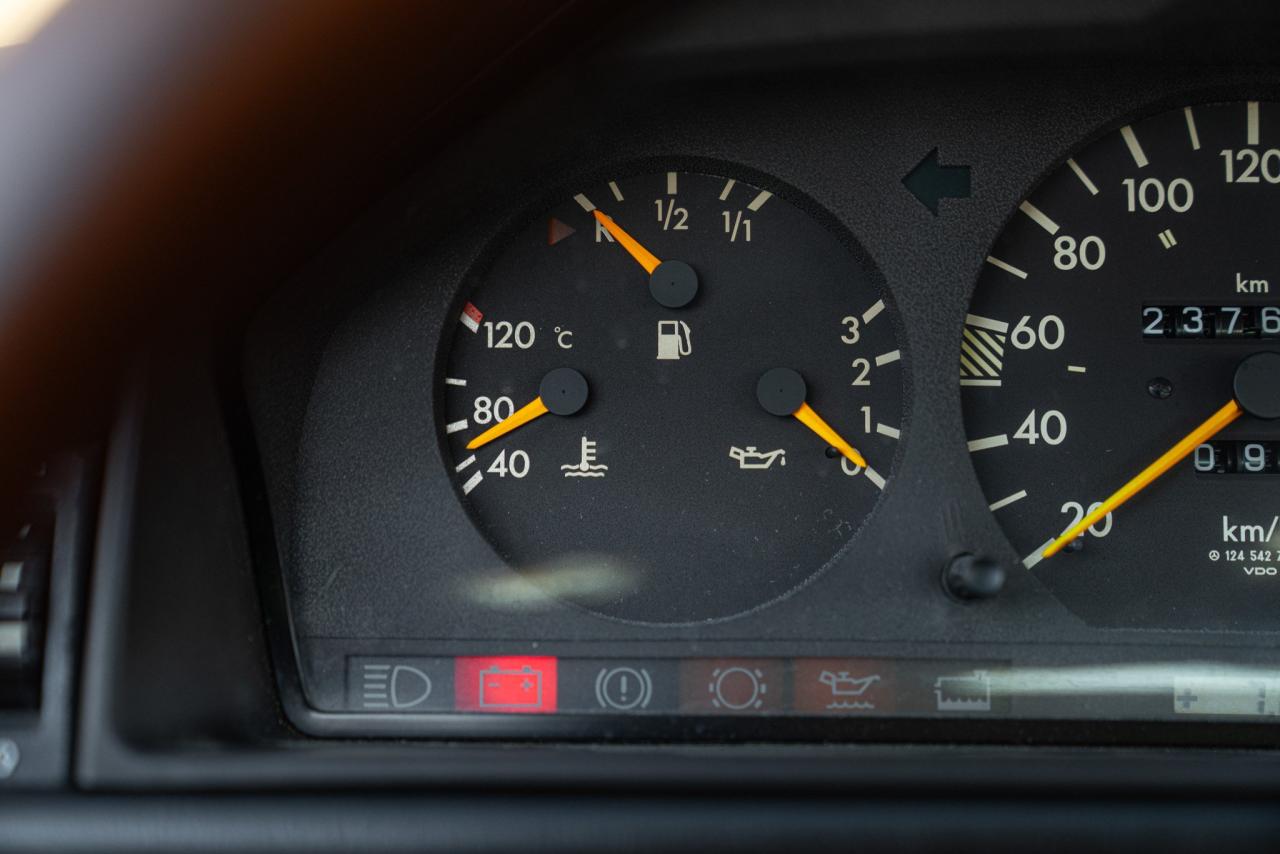 1992 Mercedes - Benz CE 200