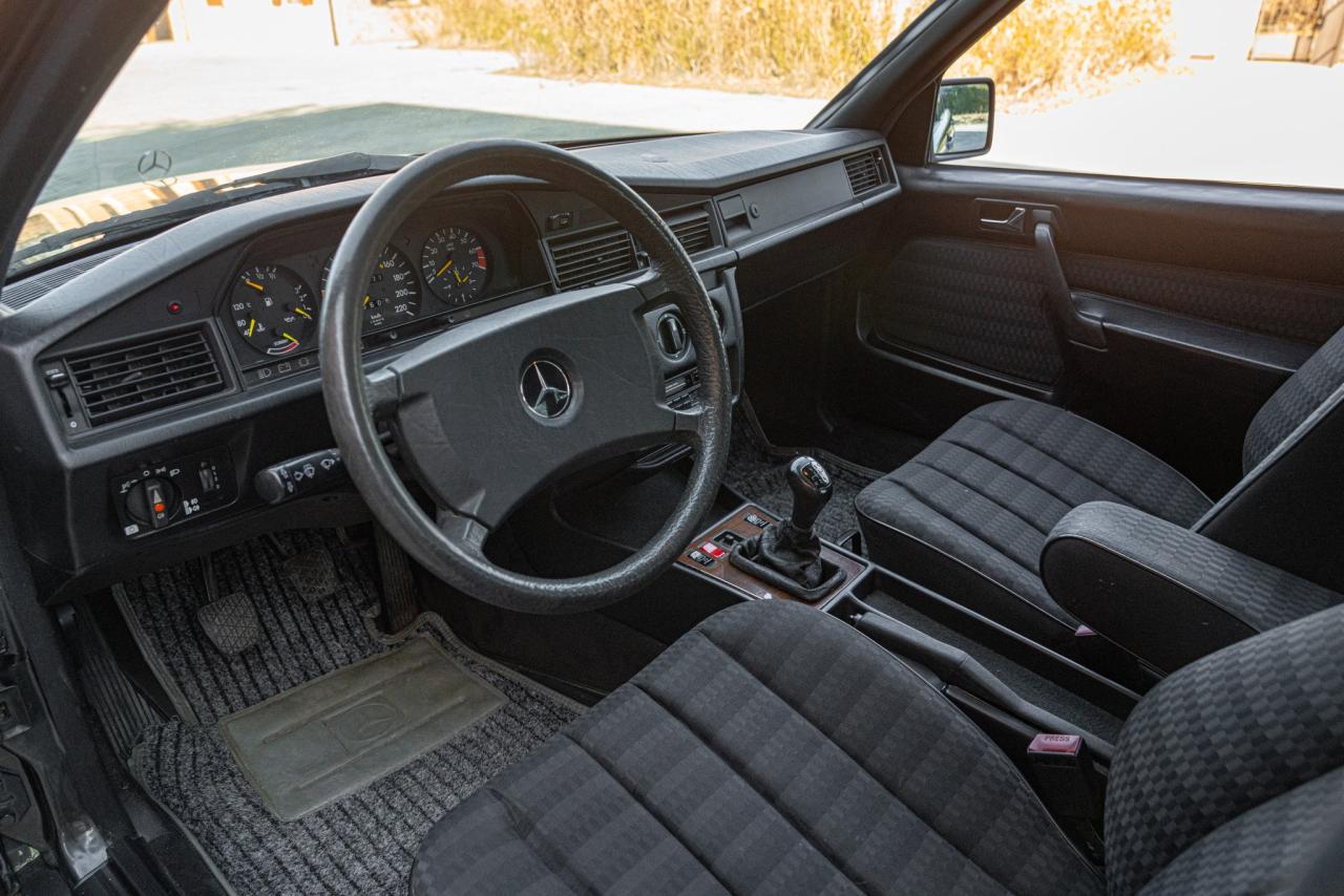 1989 Mercedes - Benz 190 E