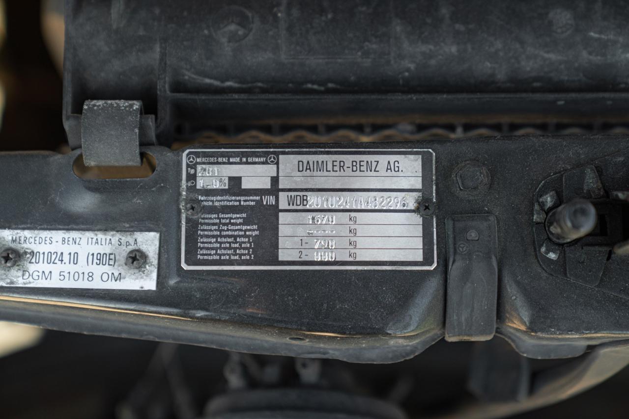 1989 Mercedes - Benz 190 E