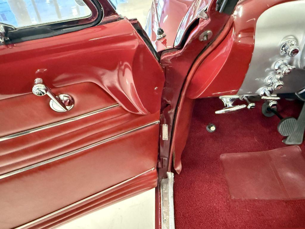 1950 Oldsmobile Rocket 88 Futuramic Convertible