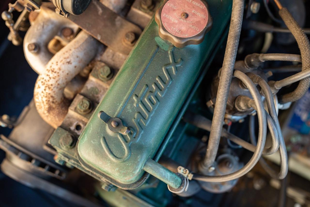 1957 Renault 4 CV D&eacute;capotable