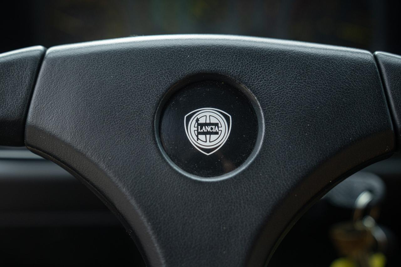 1992 Lancia DELTA HF INTEGRALE &ldquo;VERDE YORK&rdquo; edizione limitata