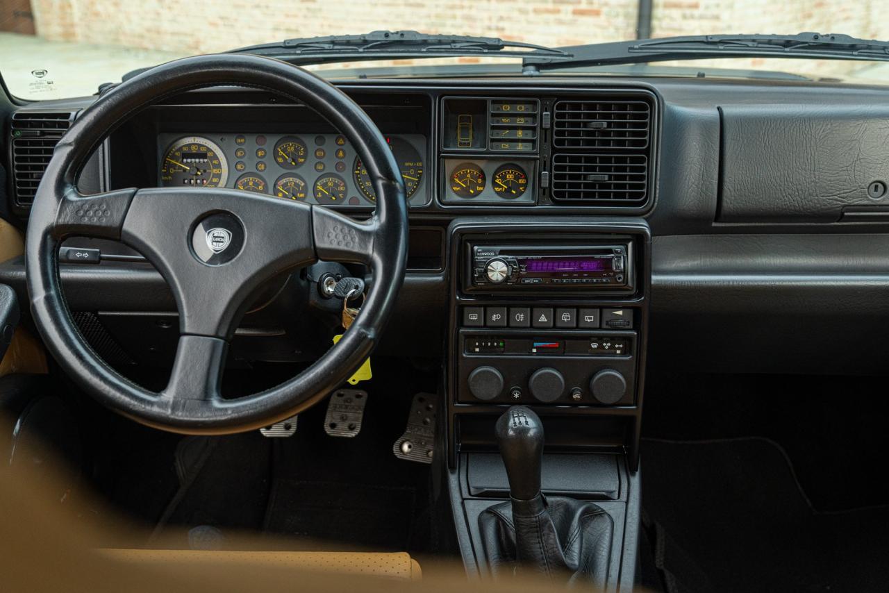 1992 Lancia DELTA HF INTEGRALE &ldquo;VERDE YORK&rdquo; edizione limitata