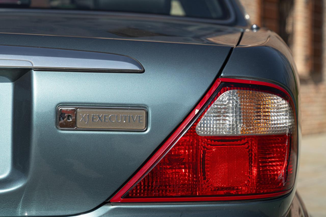 1997 Jaguar XJ8 3.2 EXECUTIVE