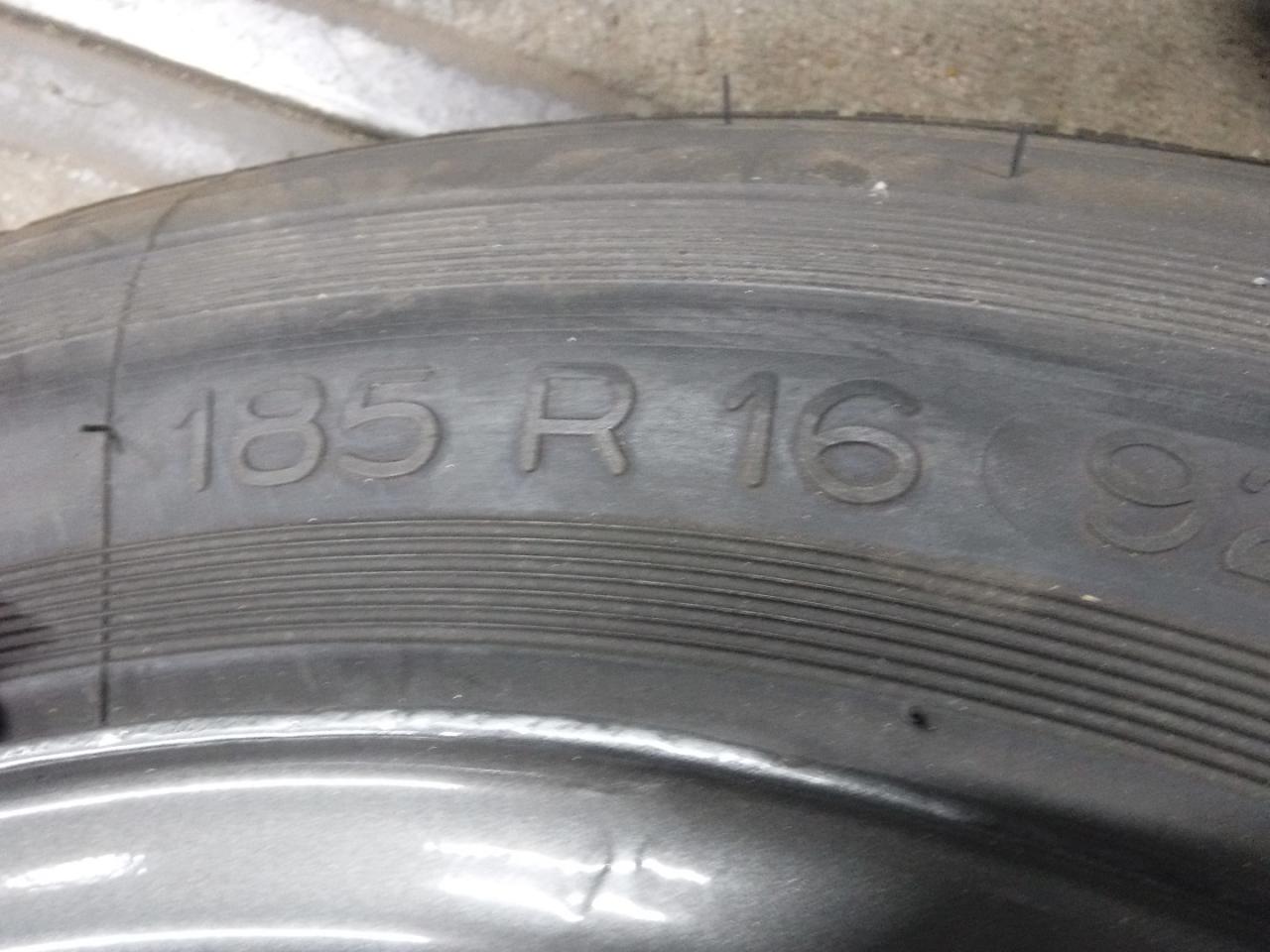 1960 Jaguar wire wheels E, S and MK2