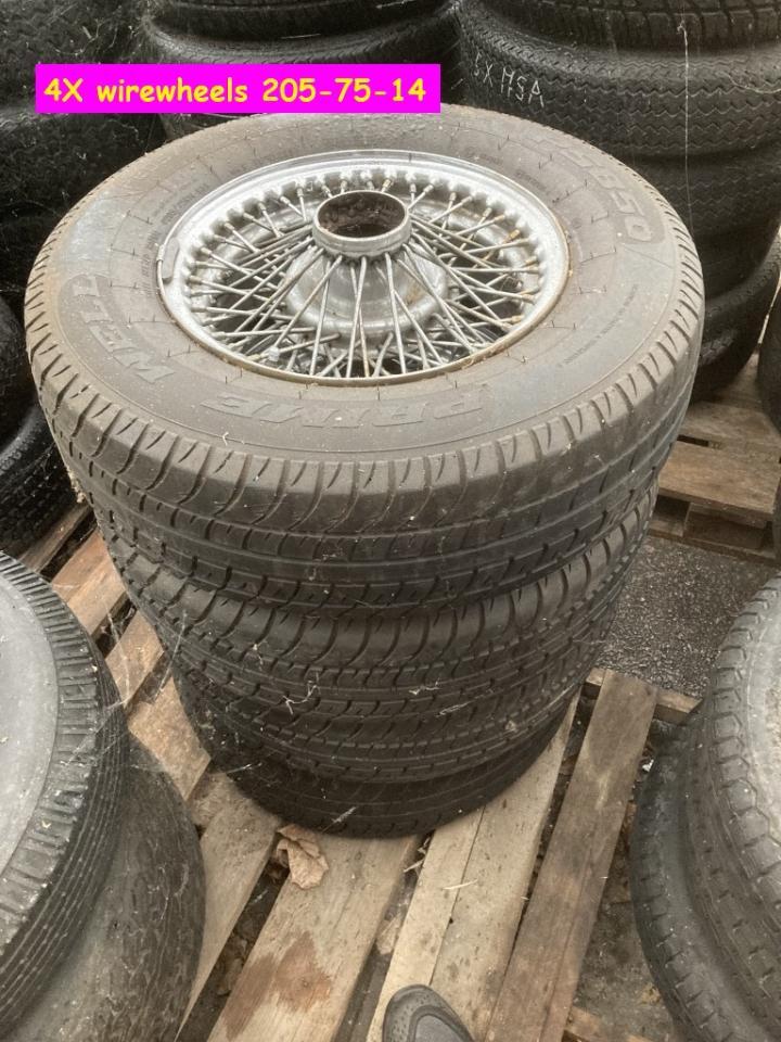 1960 Jaguar wire wheels E, S and MK2