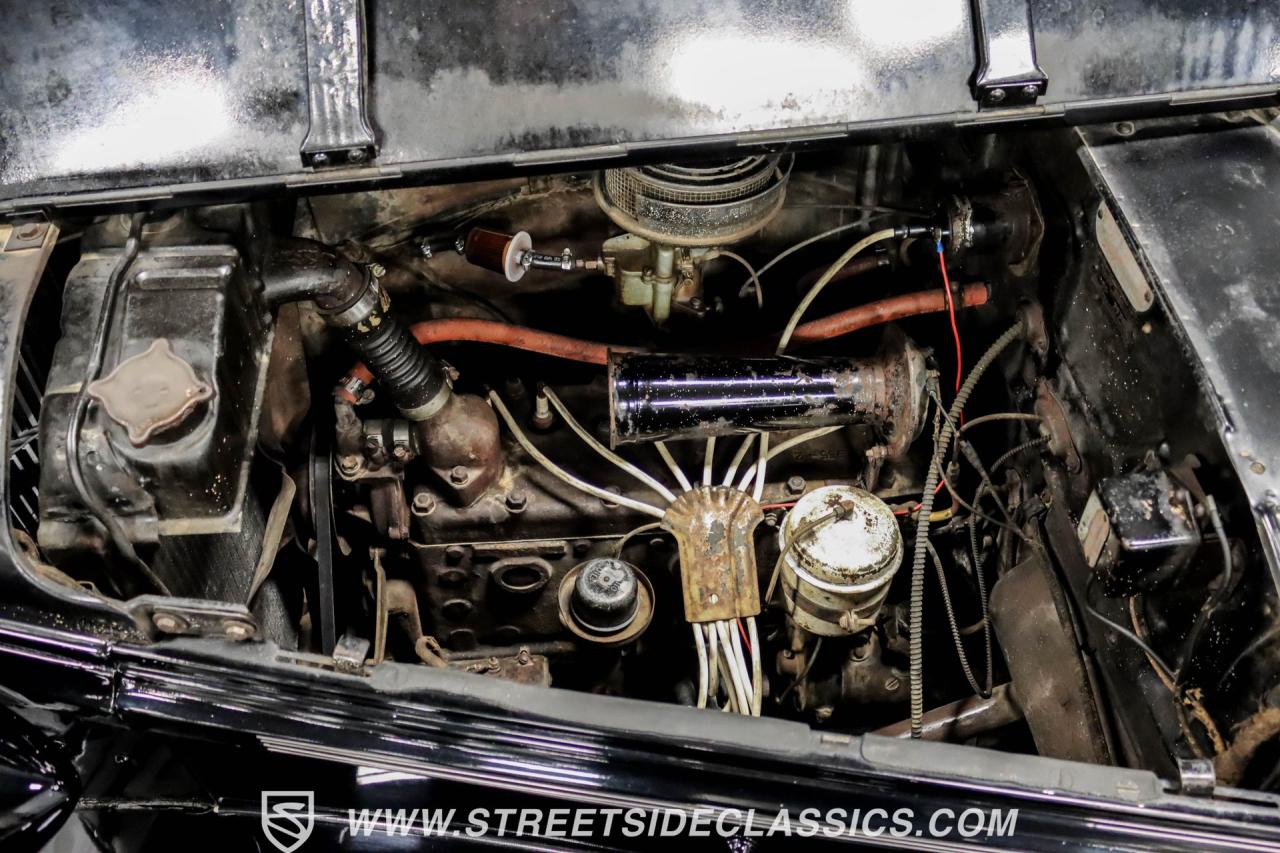 1938 Plymouth Deluxe 4 Door Sedan