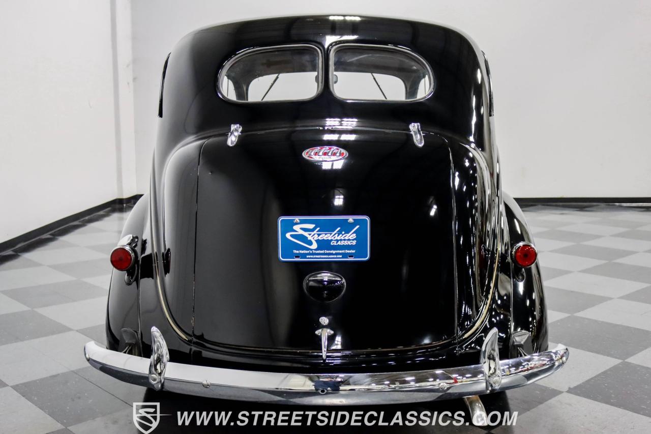 1938 Plymouth Deluxe 4 Door Sedan