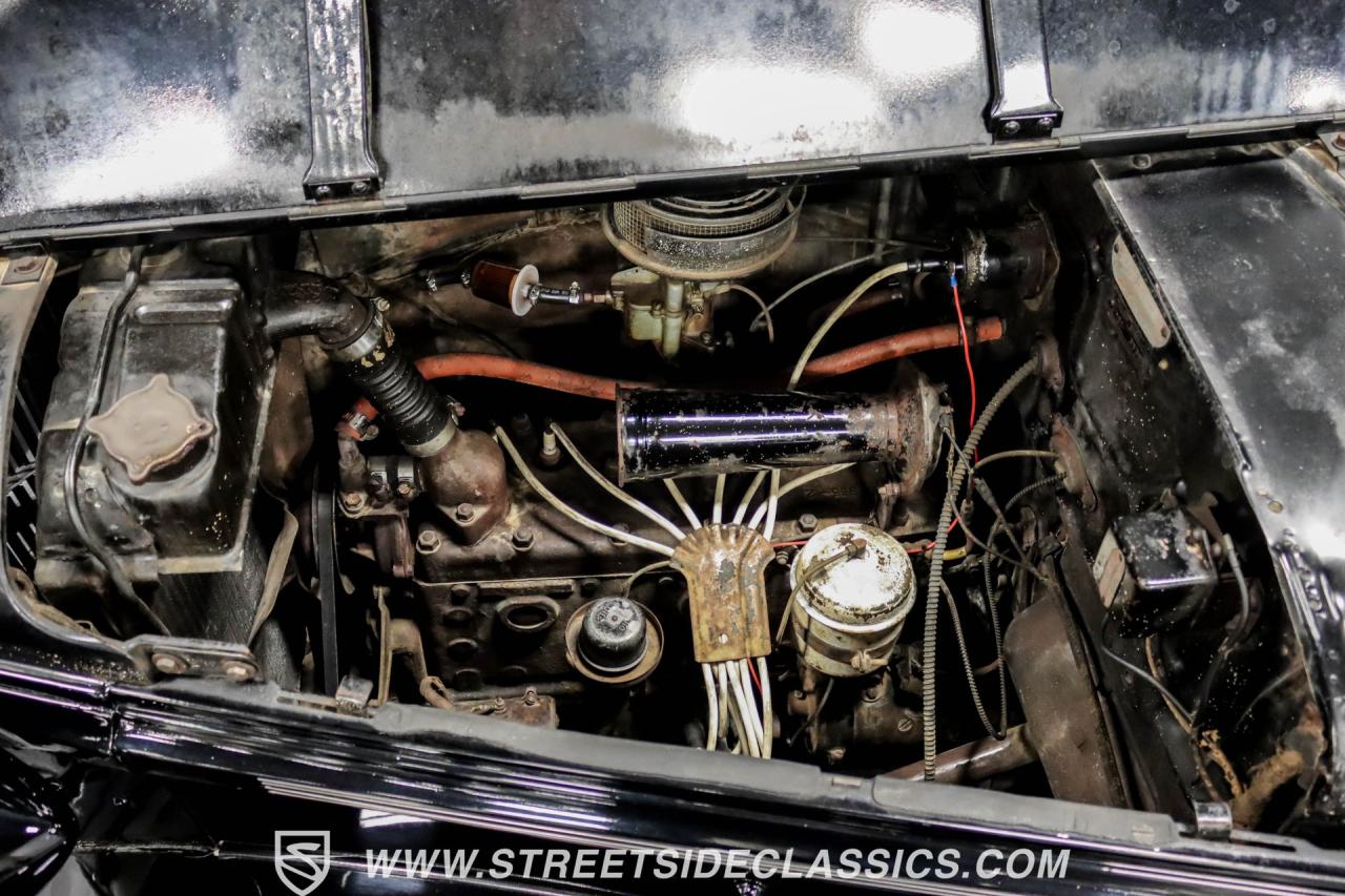 1938 Plymouth Deluxe 4 Door Sedan