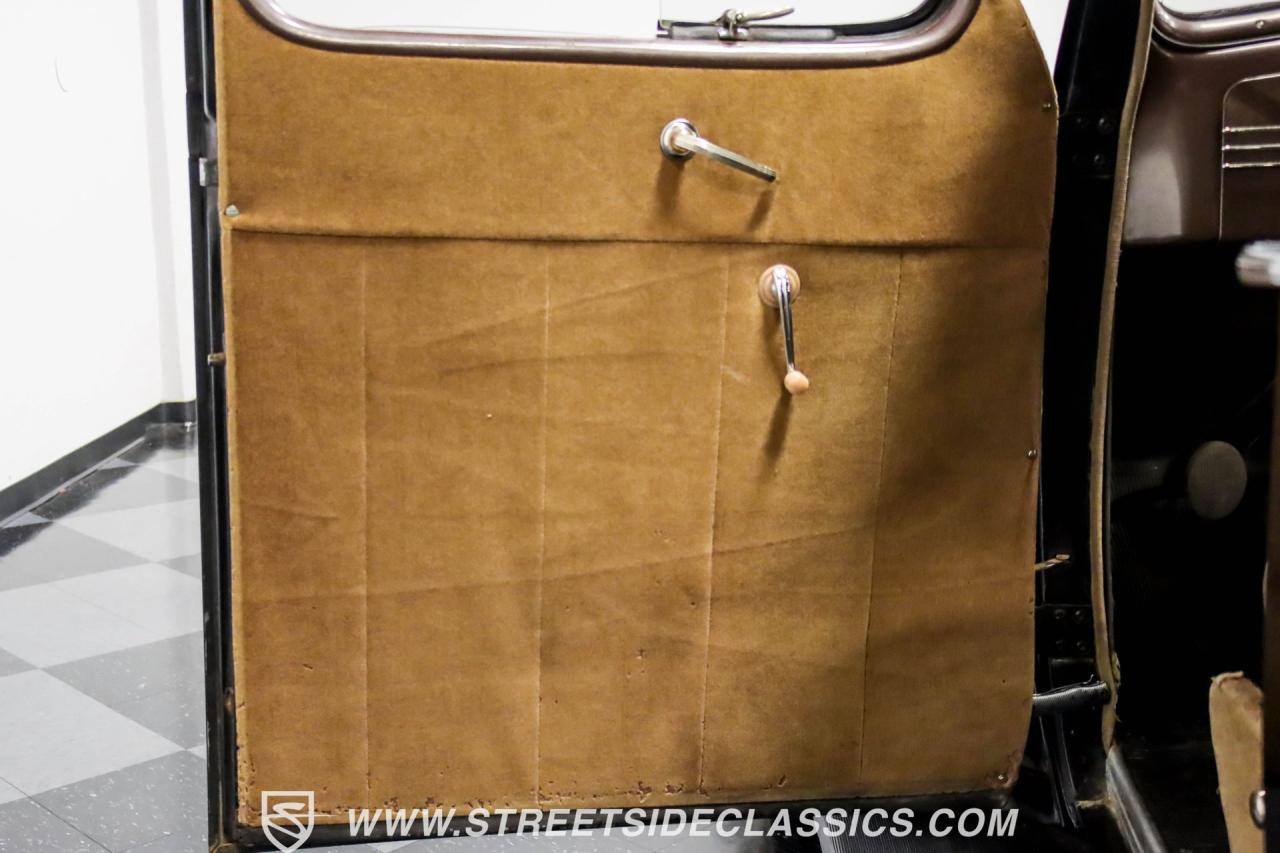 1938 Plymouth Deluxe 4 Door Sedan