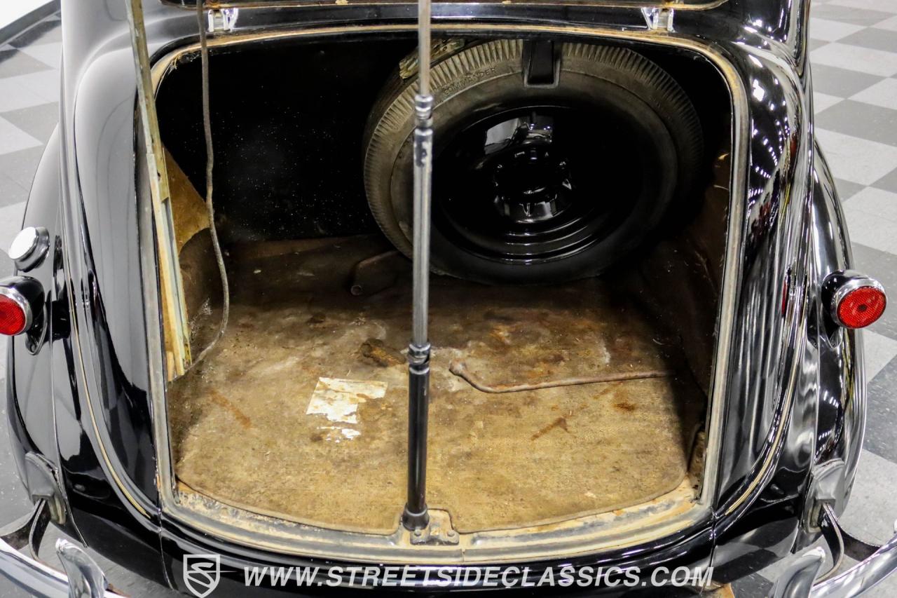 1938 Plymouth Deluxe 4 Door Sedan