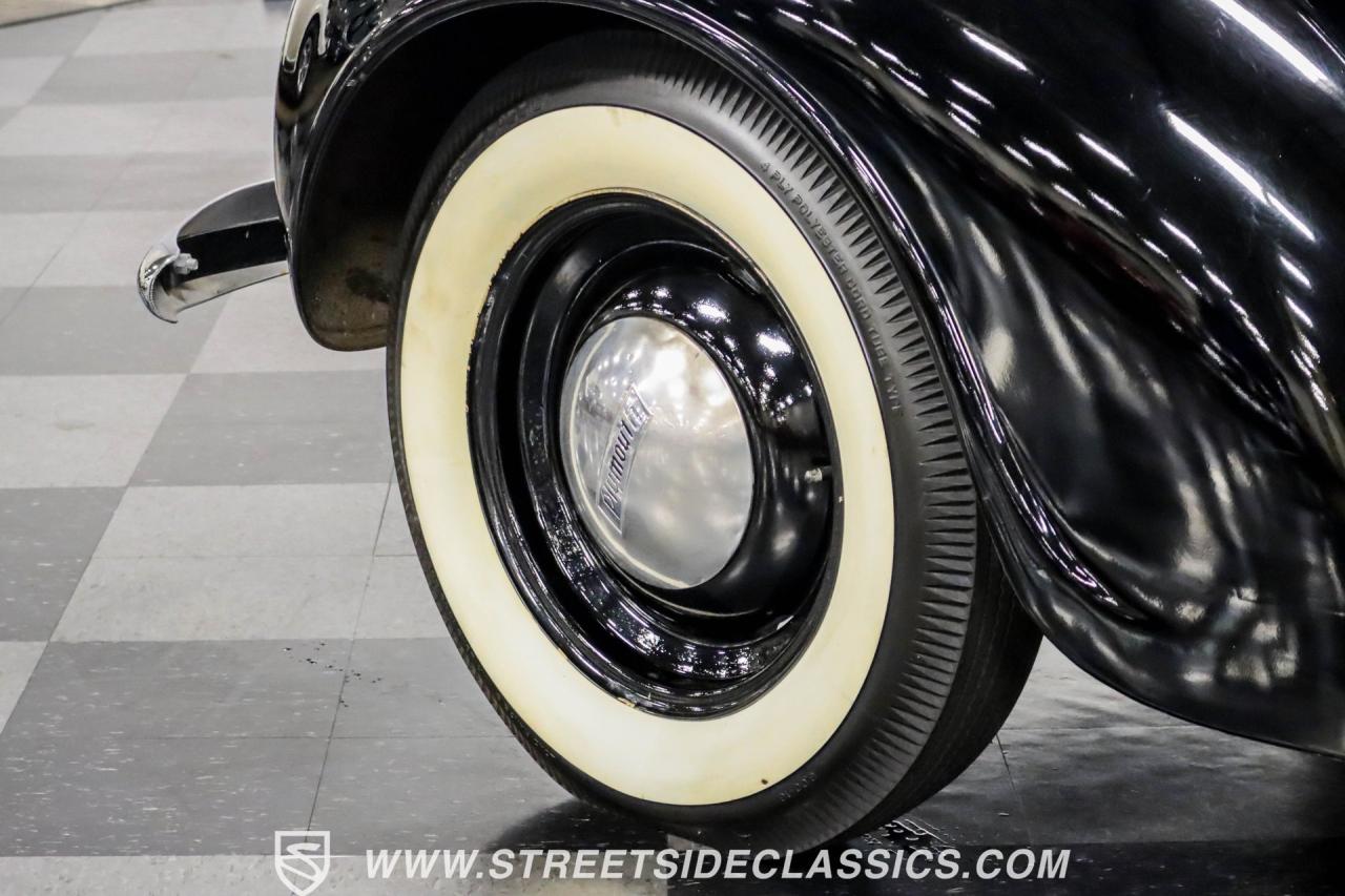 1938 Plymouth Deluxe 4 Door Sedan