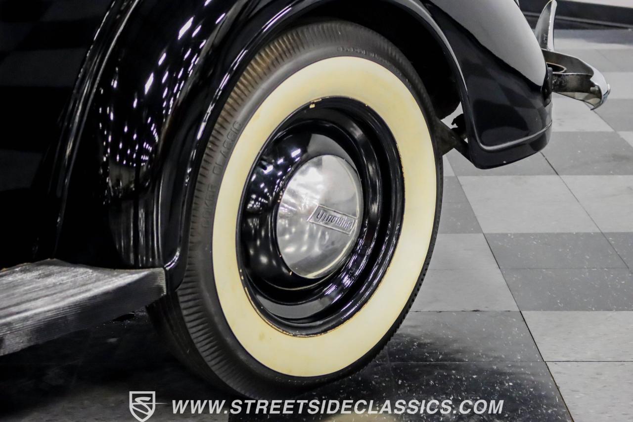 1938 Plymouth Deluxe 4 Door Sedan