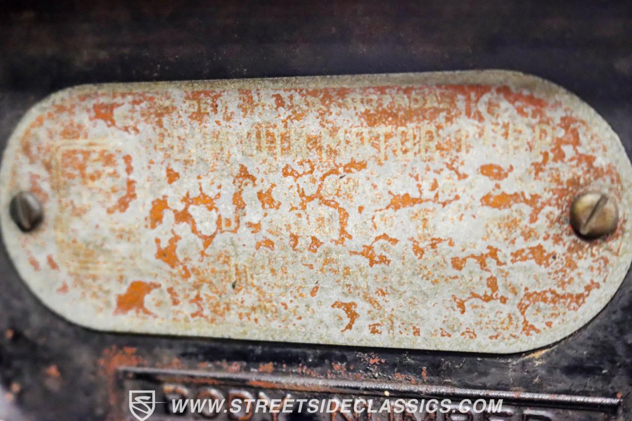 1938 Plymouth Deluxe 4 Door Sedan