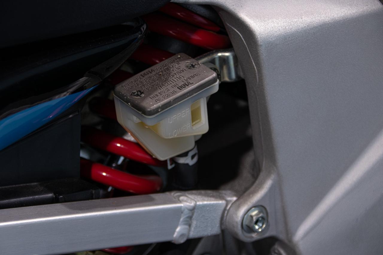 1999 Suzuki TL 1000 R