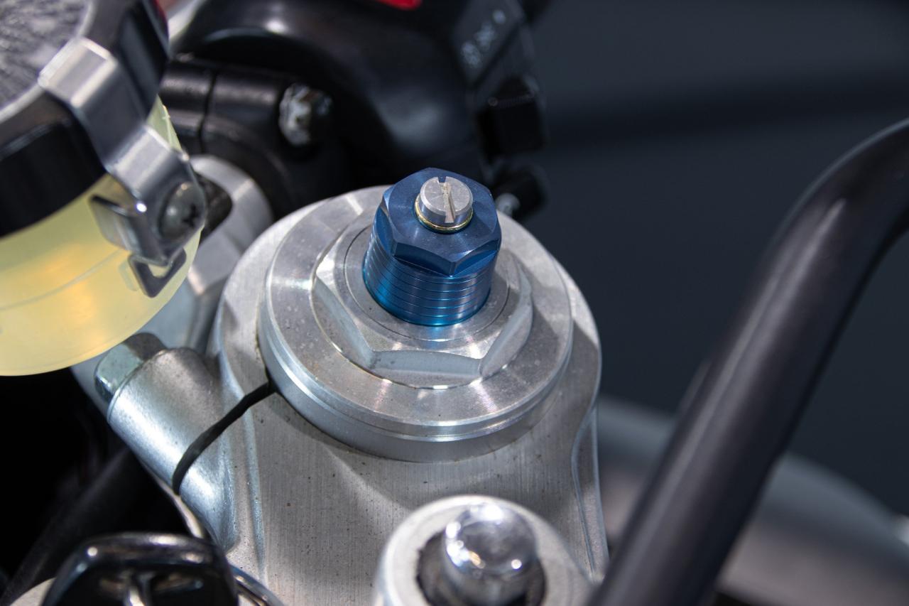 1999 Suzuki TL 1000 R