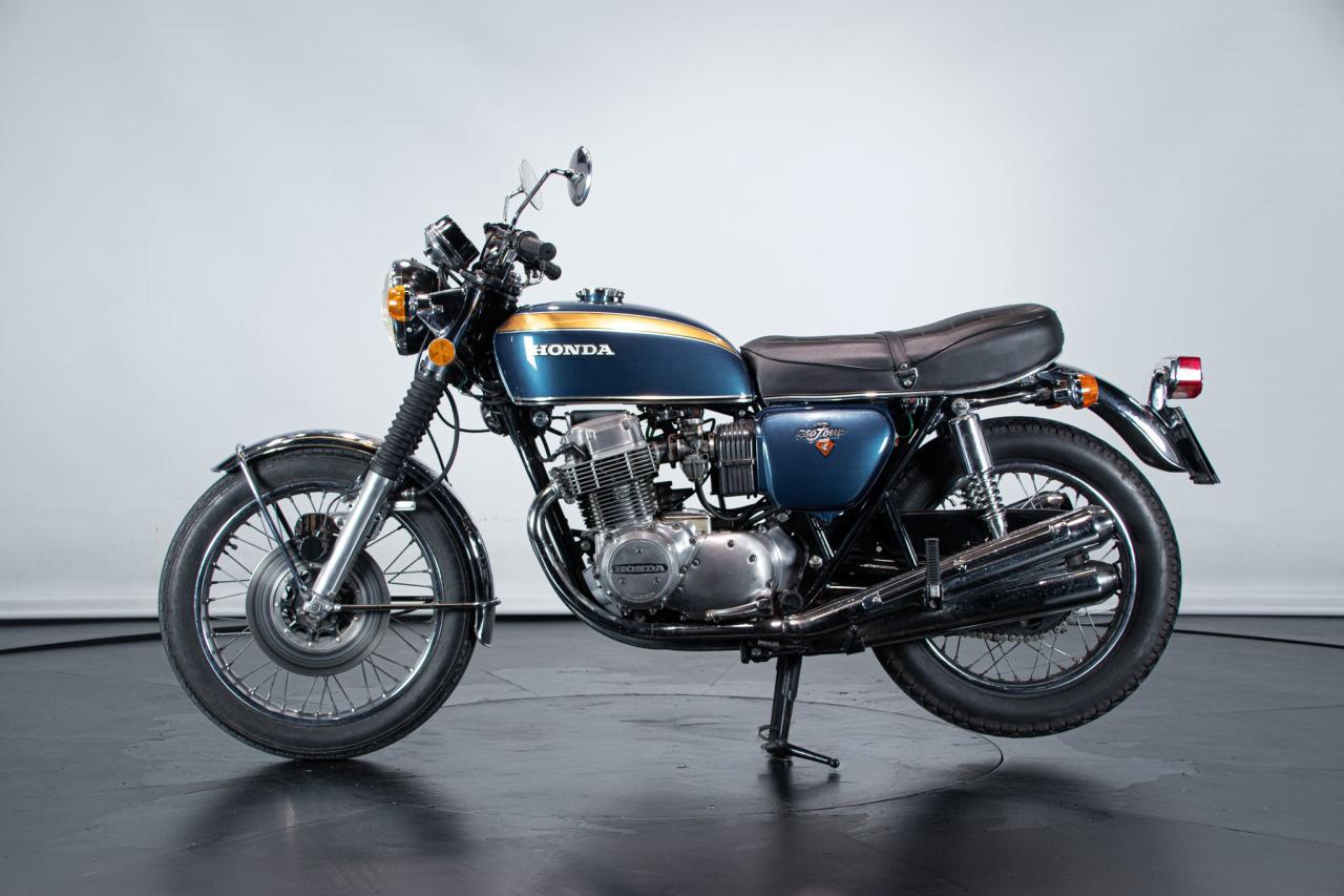 1975 Honda CB 750 FOUR
