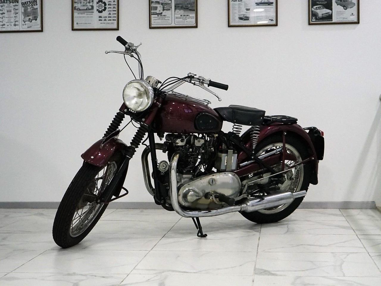 1948 Triumph Tiger