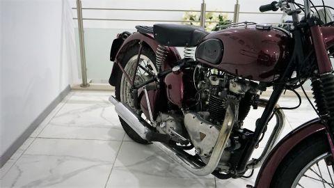 1948 Triumph Tiger
