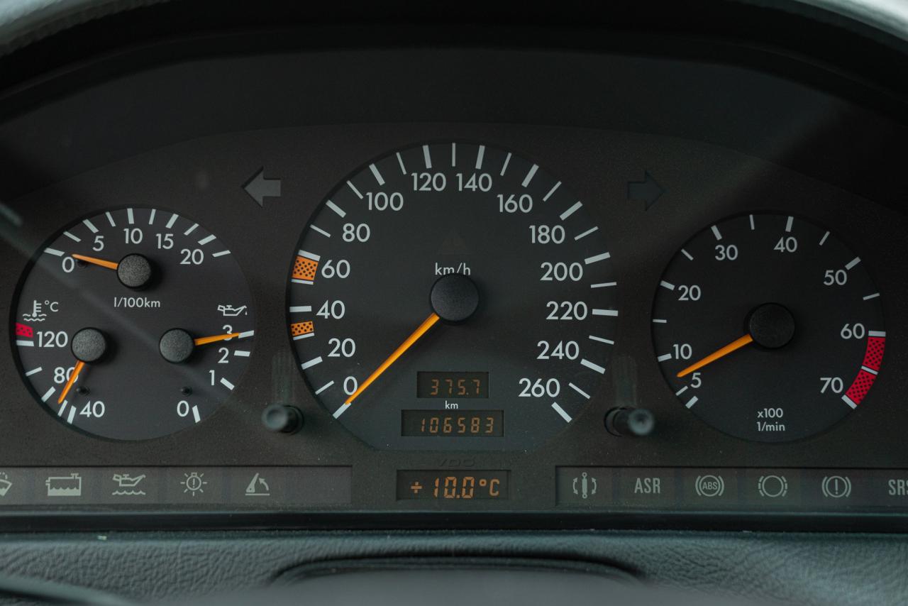 1994 Mercedes - Benz SL 600 V12