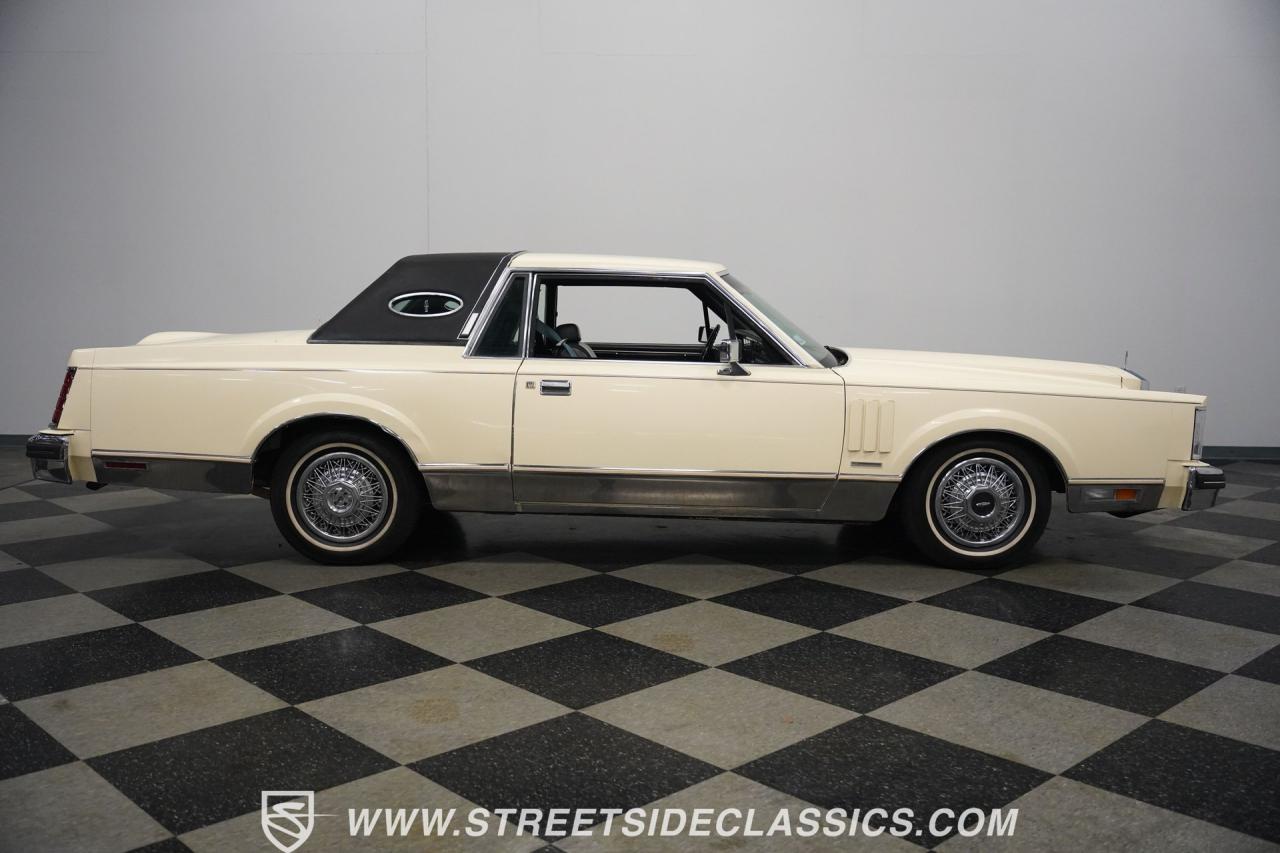 1982 Lincoln Mark VI