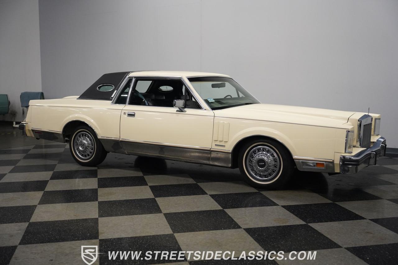 1982 Lincoln Mark VI