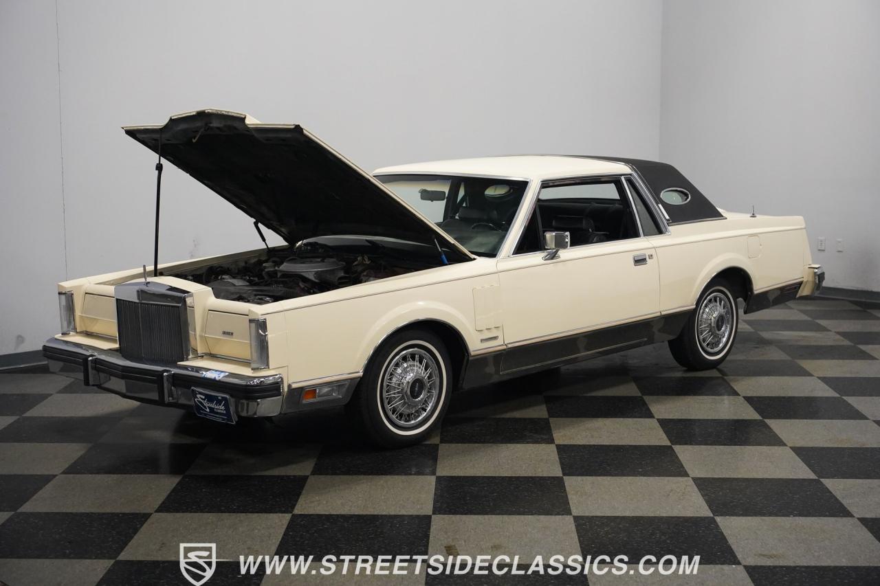 1982 Lincoln Mark VI