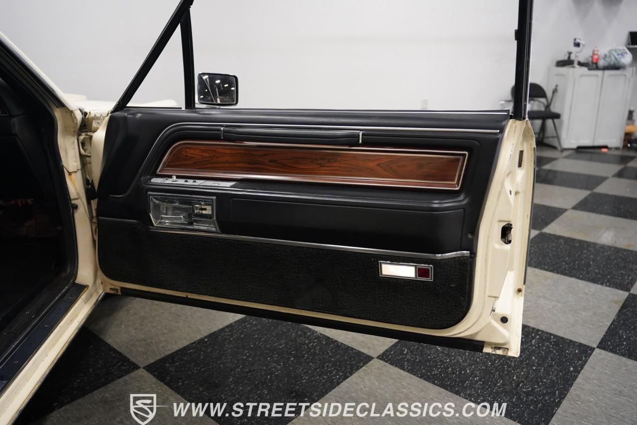 1982 Lincoln Mark VI