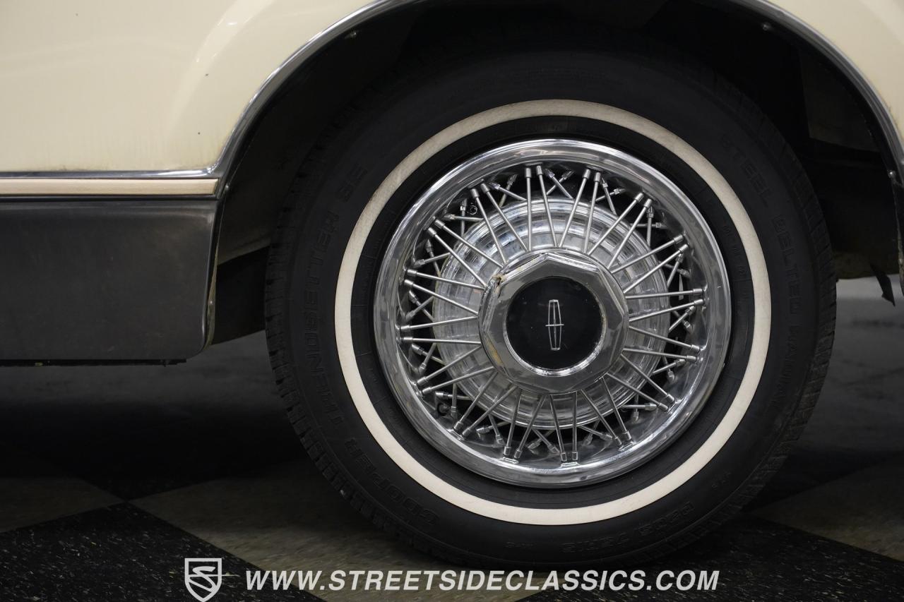 1982 Lincoln Mark VI