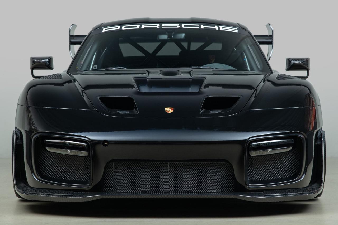 2019 Porsche 935/19 2019 Porsche 935/19