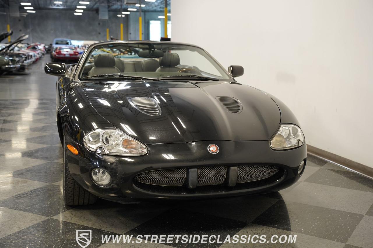 2002 Jaguar XKR Supercharged