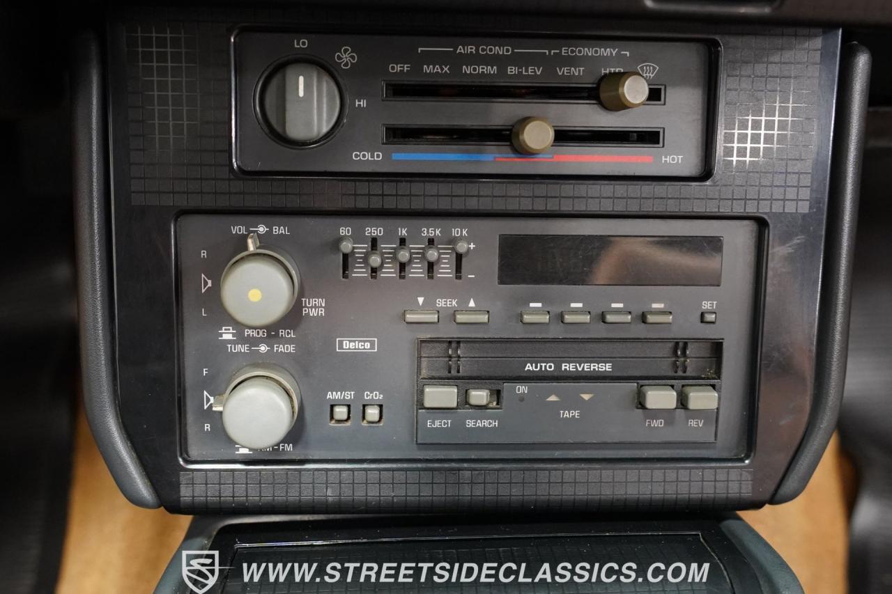 1991 Pontiac Firebird Formula LS Restomod