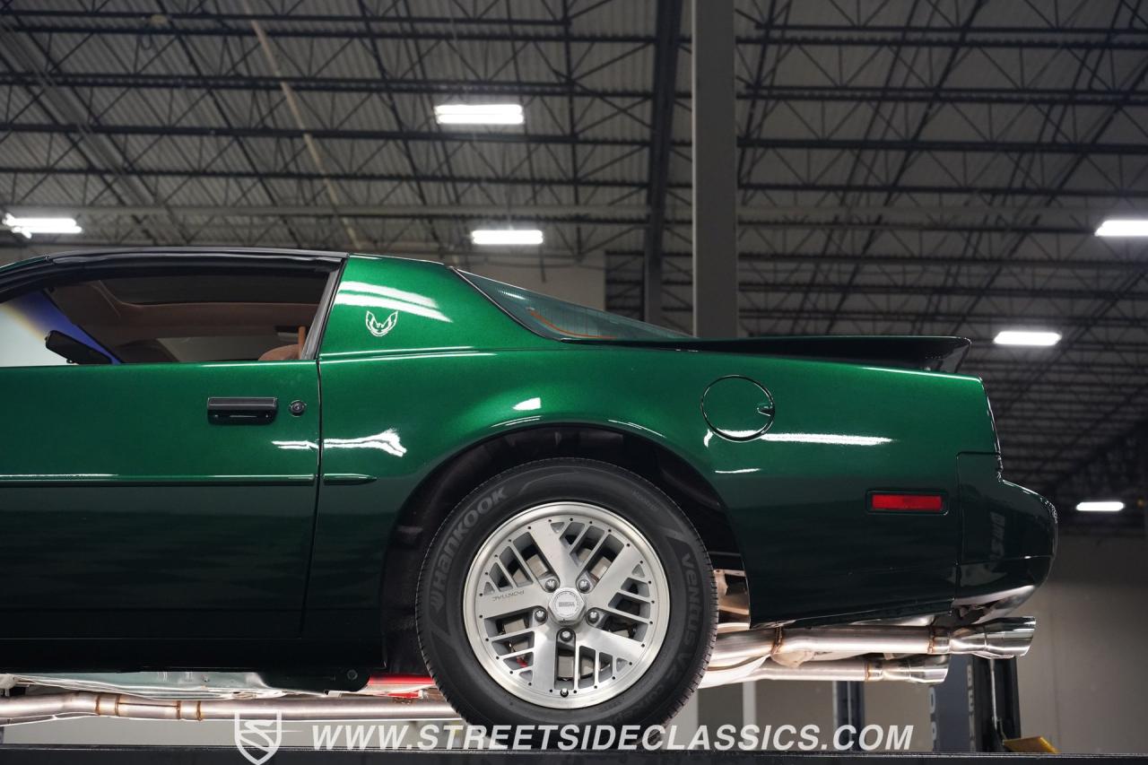 1991 Pontiac Firebird Formula LS Restomod