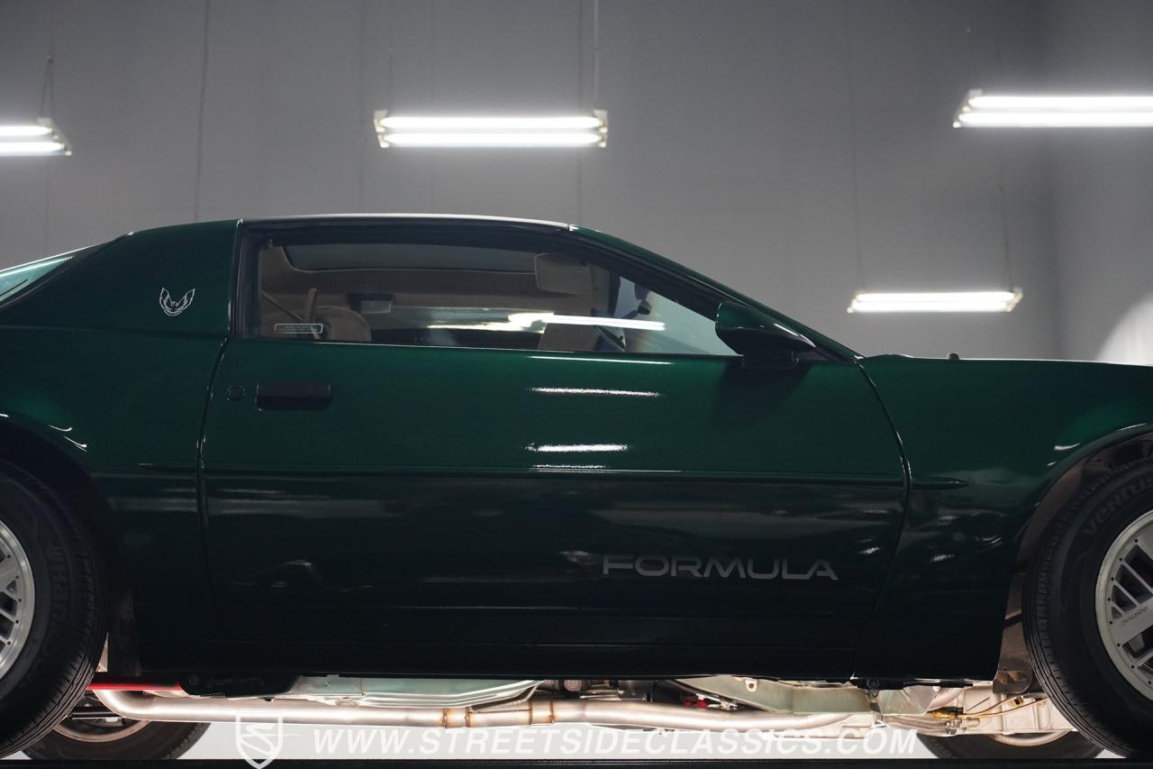 1991 Pontiac Firebird Formula LS Restomod