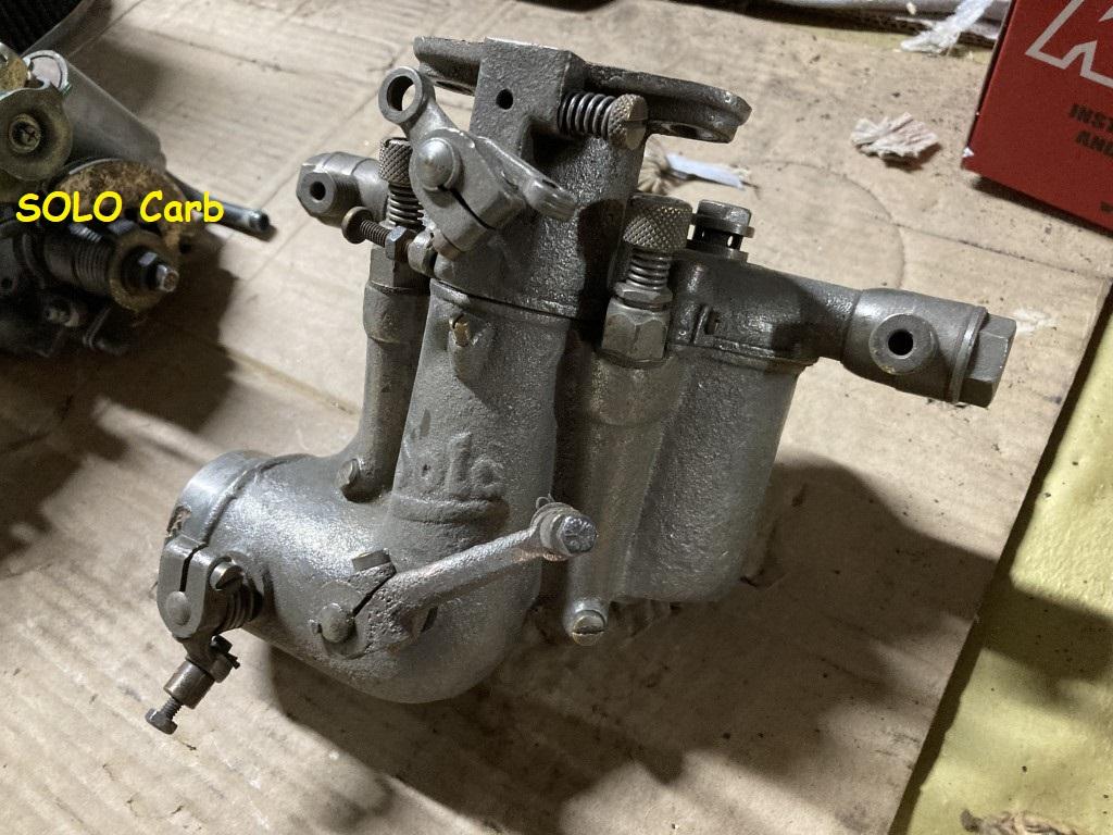 1900 several parts Carburettors